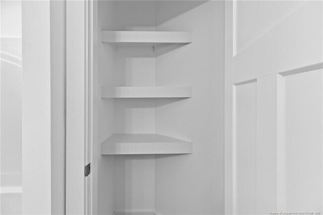 Building Photo - 198 Peeler Circle