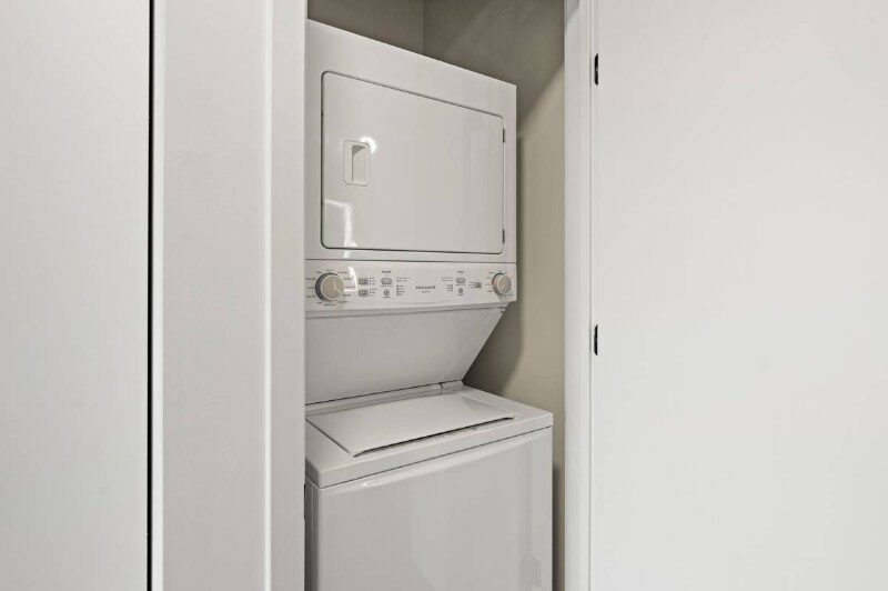 Building Photo - 138 N Ashland Ave