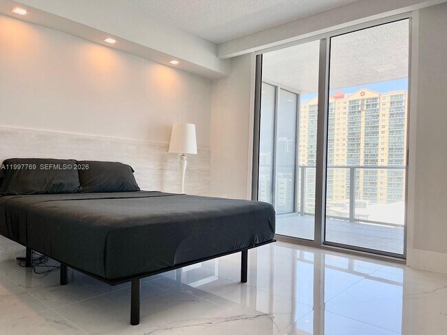 Building Photo - 330 Sunny Isles Blvd