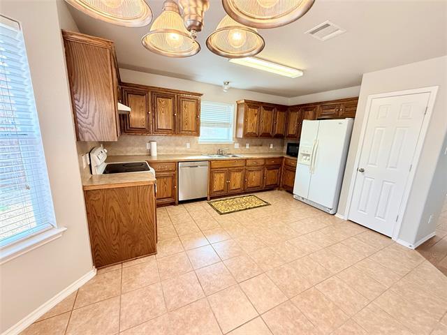 Building Photo - 329 Hacienda Dr