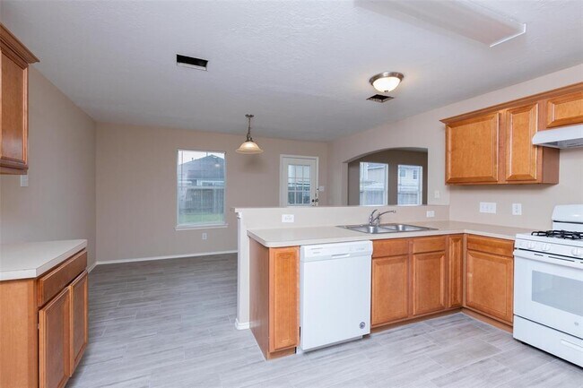 Building Photo - 21227 Grand Field Ct