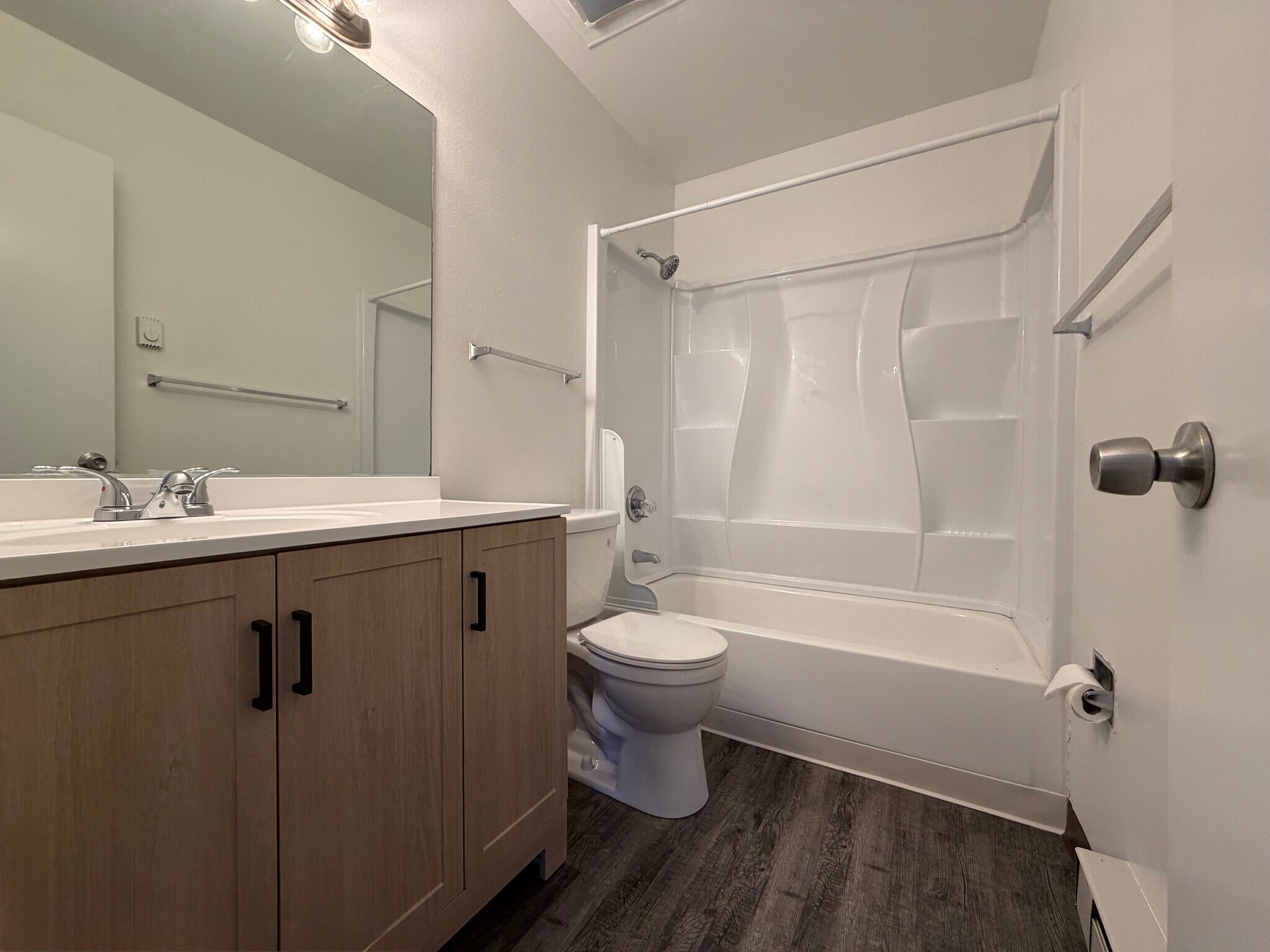 Building Photo - 579 Winnie Way