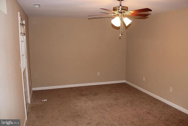 Building Photo - 120 Langdon Farm Cir