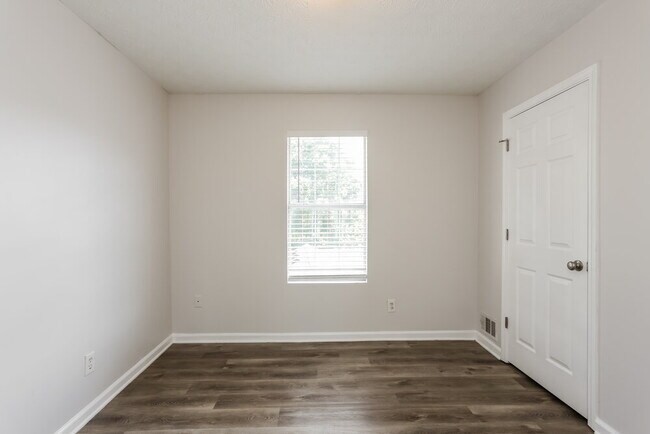 Building Photo - 1014 Alford Ct