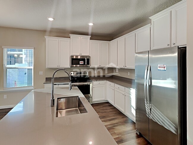Building Photo - 112 Edge Pk Trl