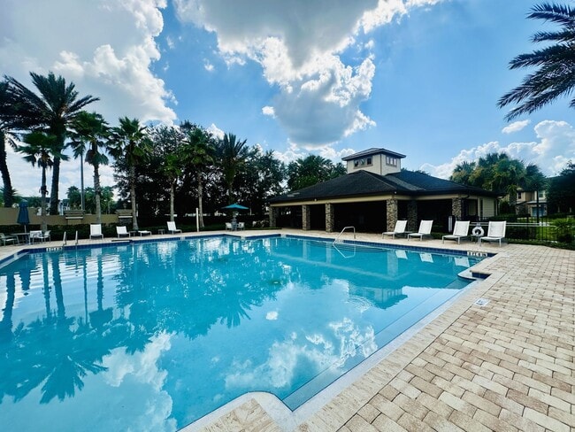 Building Photo - 3 BR 2.5 BA   TOWNHOME  - Bayberry Subdivi...