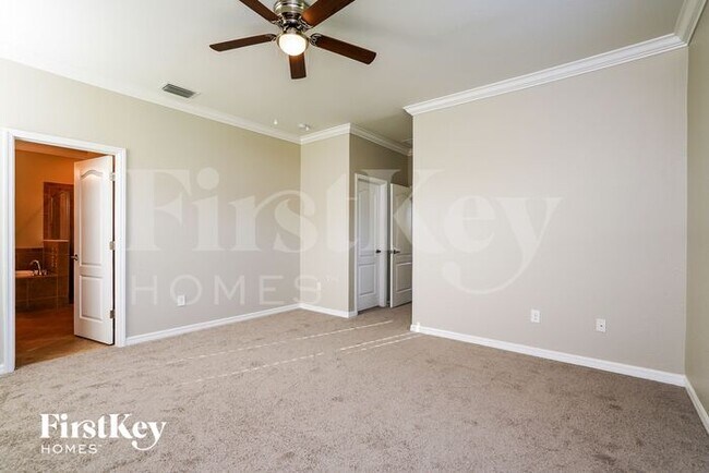 Building Photo - 3501 E Hampton Cir