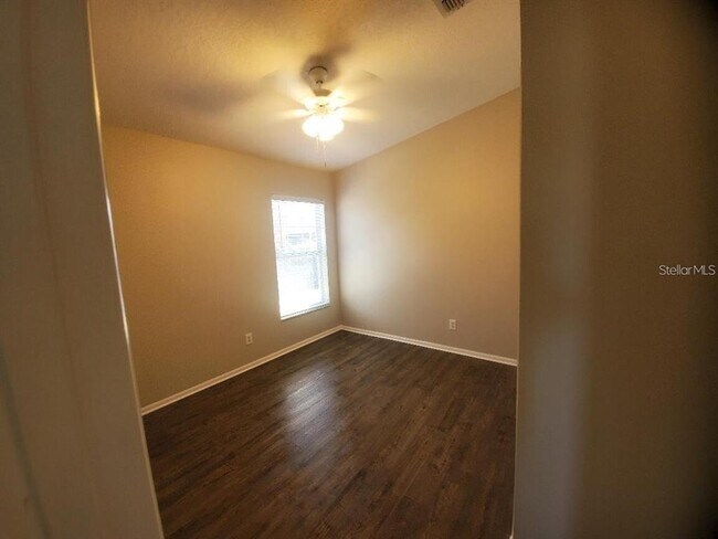 Building Photo - 3037 Barrymore Ct