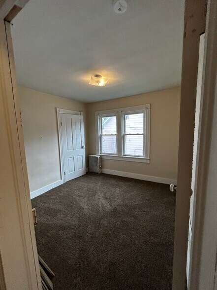Building Photo - 1518 Meylert Ave