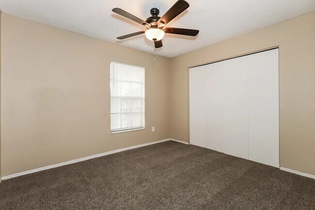 Building Photo - 1519 Kestrel Way