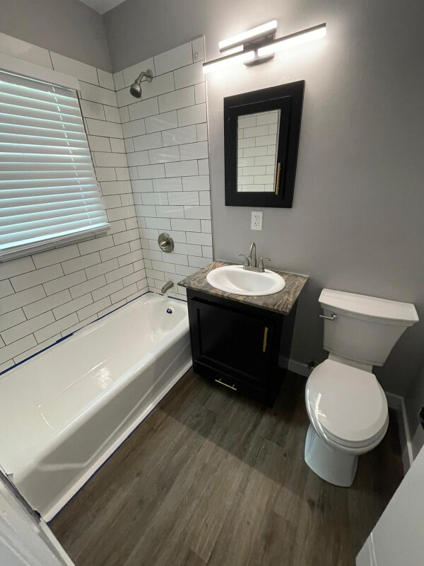 Building Photo - 4502 Waterloo Dr