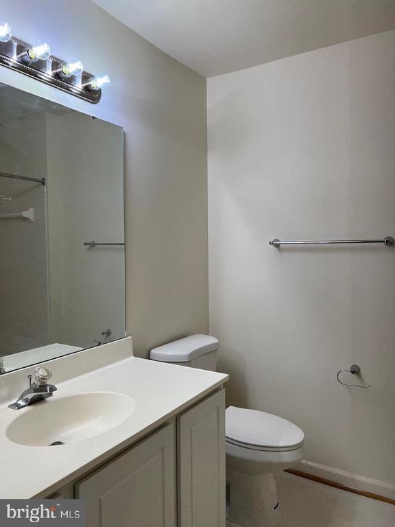 Building Photo - 14288 Glade Spring Dr