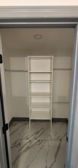 Building Photo - 312 Orange St