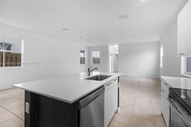 Building Photo - 2388 NW 130th Ter