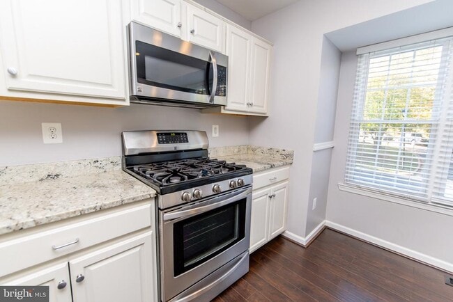 Building Photo - 614 Tuckahoe Creek Ct