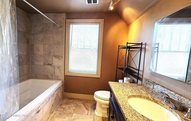 Building Photo - 1375 S 1st St