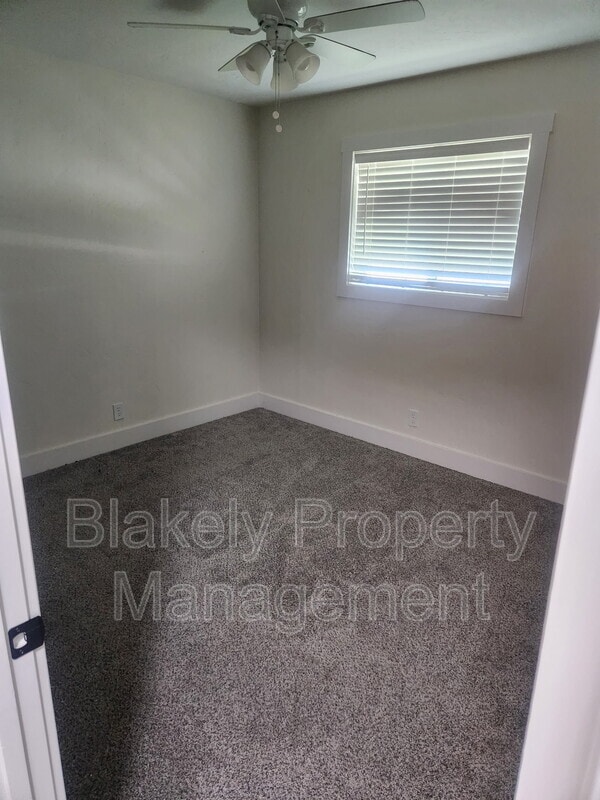Building Photo - 1317 8th St S