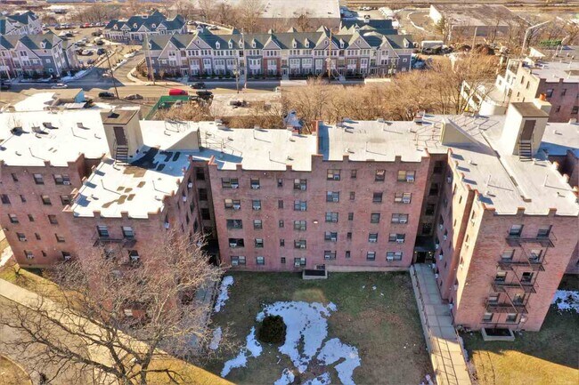 Building Photo - 1703 KENNEDY Blvd