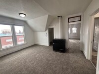 Building Photo - 1503 W Gardner Ave