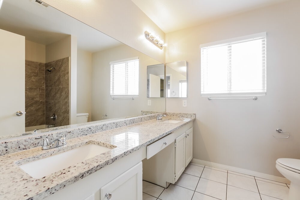Building Photo - 4136 N Glenfield Cir