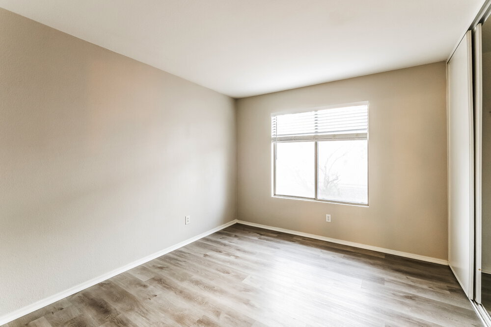 Building Photo - 16083 W Monroe St