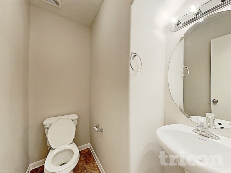 Building Photo - 9215 Dewberry Blossom Ln