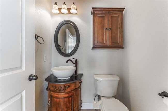 Building Photo - 2851 W Redstone Dr