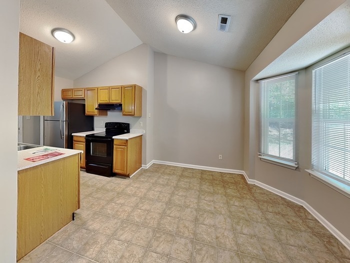 Building Photo - 4710 Biesterfield Dr