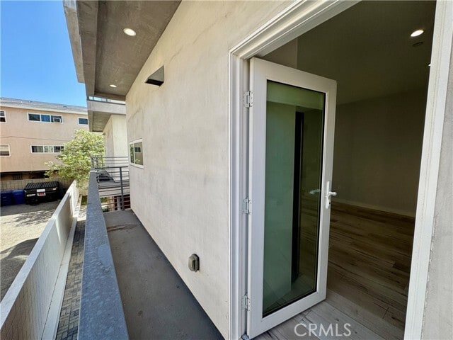 Building Photo - 1804 Serrano Ave