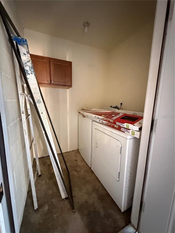 Building Photo - 914 SW 59 Terrace