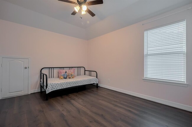 Building Photo - 3114 Calla Lily Trl