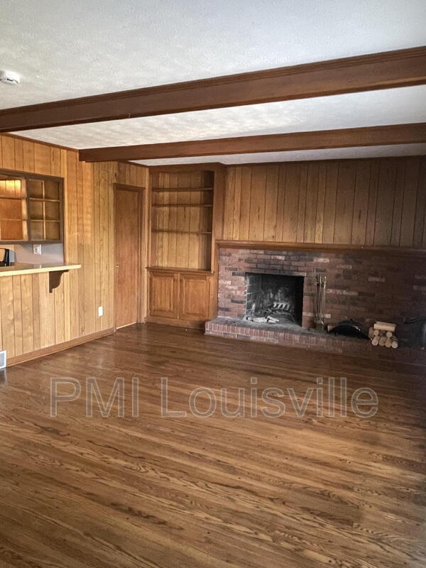 Building Photo - 9510 Gateway Dr