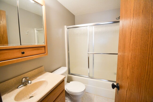 Building Photo - ALL UTILITIES PAID-NO LAWN CARE 4-Bedroom Home with Spacious Master Suite & Country Charm