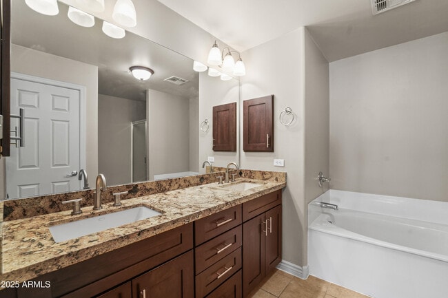 Building Photo - 5350 E Deer Valley Dr