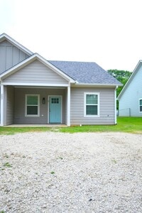 Building Photo - Gorgeous 3 Bedroom, 2 Bath Duplex in Arp