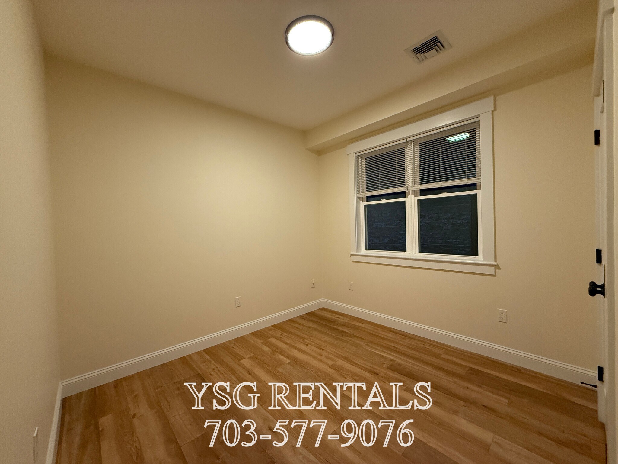 Building Photo - 14 Dorr St