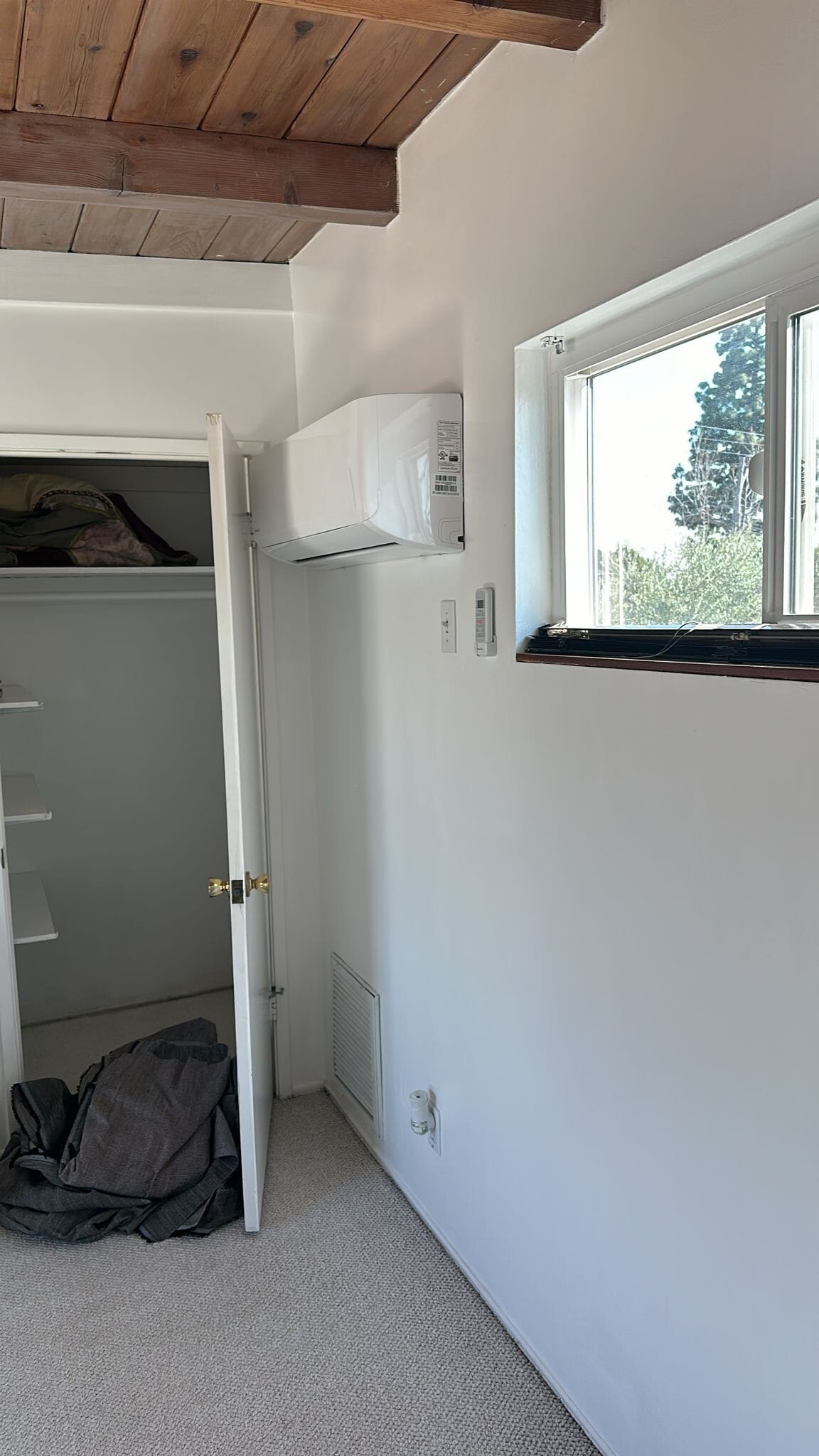 Building Photo - 17739 Welby Way