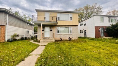 Building Photo - Hampton - 8907-09