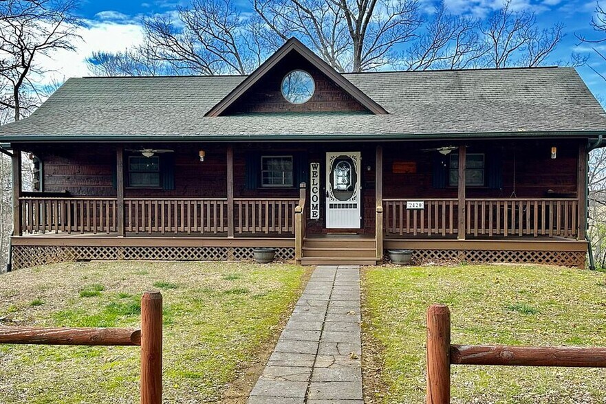 Primary Photo - 2420 Sylvan Glen Way
