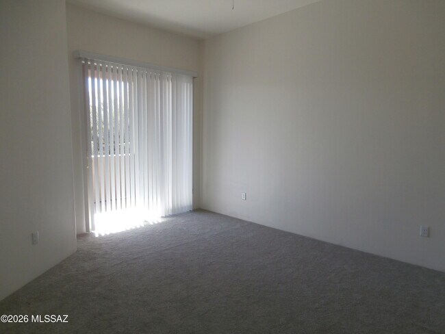 Building Photo - 348 S Paseo Tierra