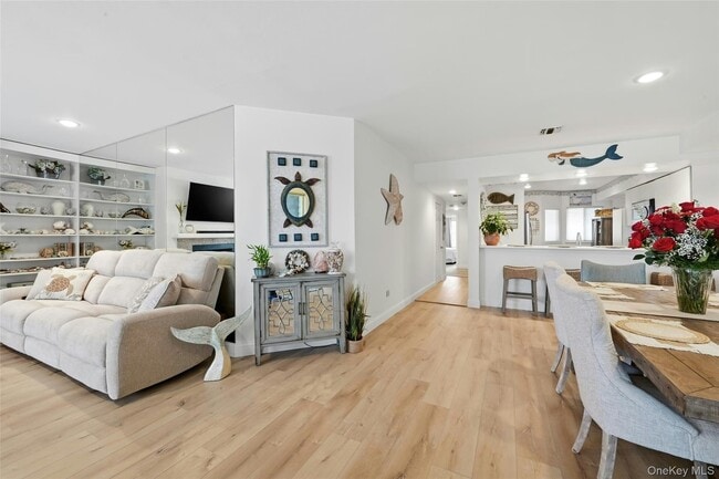 Building Photo - 508 Fox Hill Dr