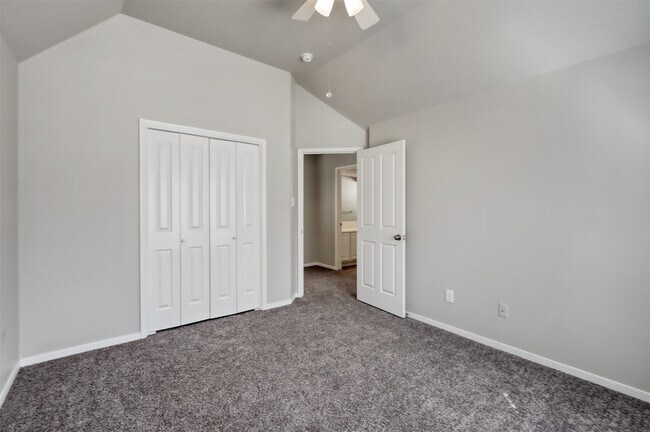 Building Photo - 51 E Greywing Cir