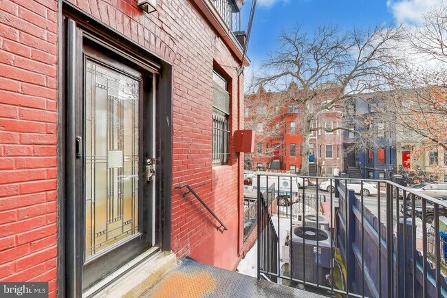 Building Photo - 500 M St NW