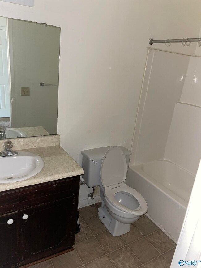 Building Photo - 6209 Friar Tuck Dr NW