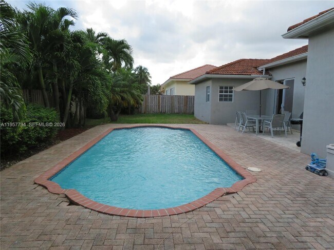 Building Photo - 15764 SW 101st St