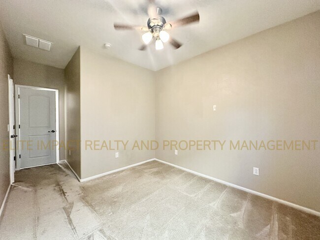 Building Photo - 9814 E Miller Peak Trl