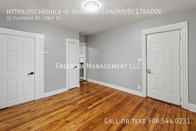 Building Photo - 22 Florence St