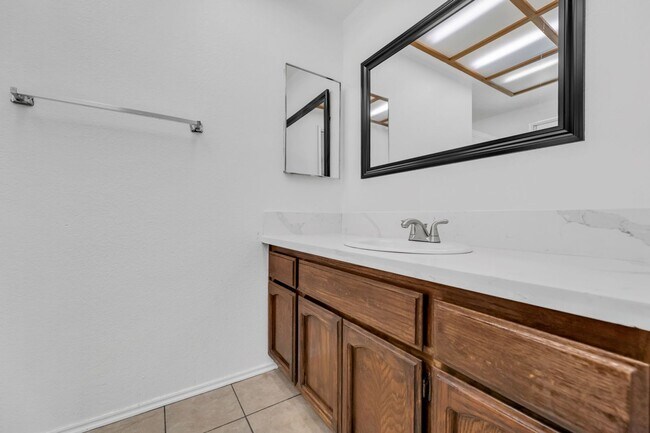 Building Photo - 8327 Trimmer Way