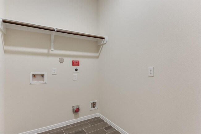 Building Photo - 1515 Holly Chase Ct