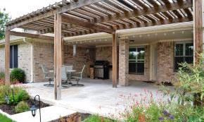 Building Photo - EXECUTIVE HOME IN COUNTRY TRAILS SUBDIVISI...